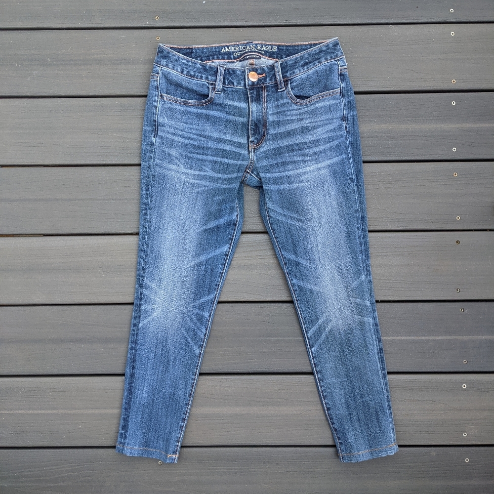 🎉 HOST PICK🎉 American Eagle X4 Vintage Wash Low-Rise Jeggings - Picture 2 of 5
